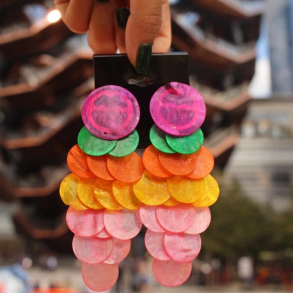 HP ❤️ Colorful Natural shell chandelier earrings colorful bright big statements